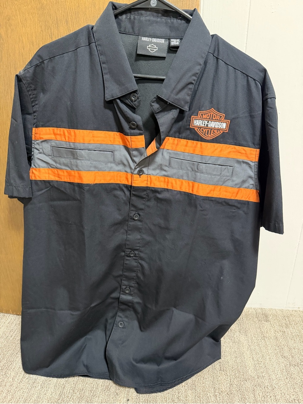 Harley-Davidson Black Short Sleeve Button-Down Shirt with Orange & Gray Stripes